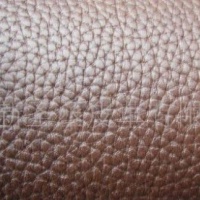 供应皮革,仿皮革,咖啡色荔枝纹PVC人造革