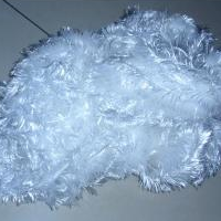 供应各种围巾用纱、窗纱用纱、地毯用纱段染单色都有质量好