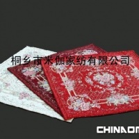 规格齐全,花样繁多-欧式古典雪尼尔机织提花地毯