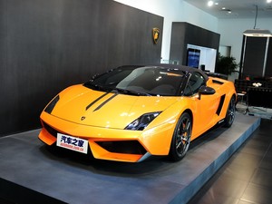 兰博基尼兰博基尼Gallardo2011款 LP 570-4 Spyder Performante