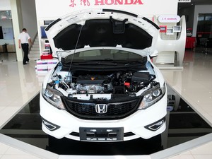 杰德2013款 1.8L 自动舒适版 5座