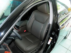 皇冠2012款 V6 2.5L Royal 真皮版