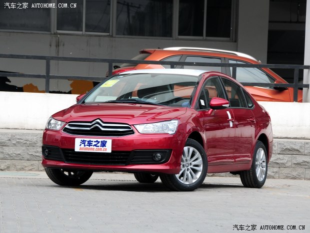 世嘉2013款 三厢 1.6L 手动品尚型
