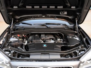 宝马X1 2013款 sDrive18i 运动设计套装