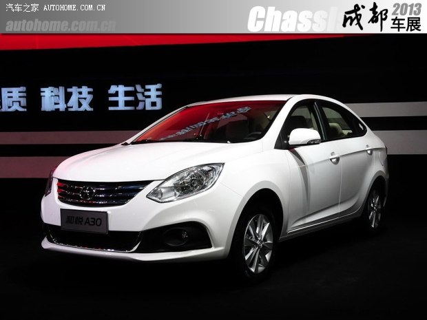 江淮江淮汽车和悦A302013款 1.5L 手动尊贵型