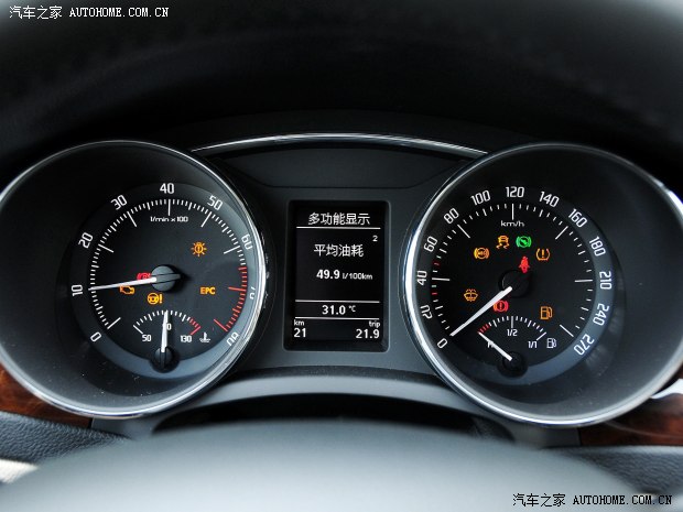 斯柯达上海大众斯柯达速派2013款 1.8TSI 自动雅仕版