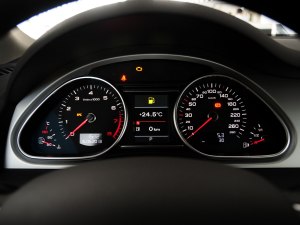 奥迪Q7 2014款 35 TFSI 进取型