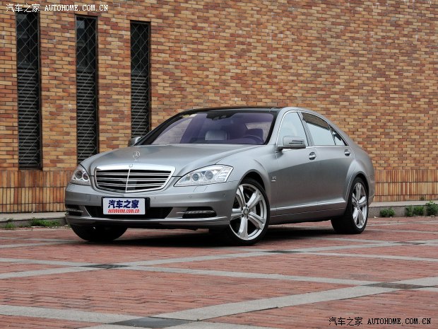 奔驰S级2012款 S600L Grand Edition designo