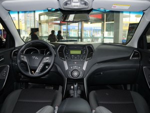 全新胜达 2013款 2.4L 自动两驱舒适型