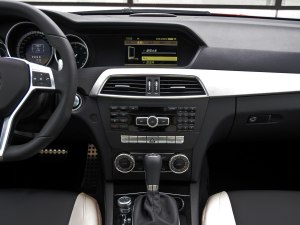 奔驰奔驰AMG奔驰C级AMG2012款 C63 AMG Coupe 动感型