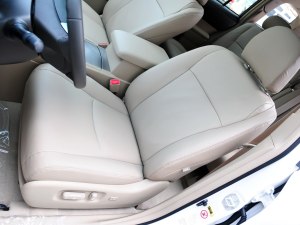 汉兰达2012款 3.5L 四驱7座豪华版