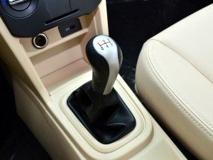风云2 2013款 掀背 1.5L 手动锐意版
