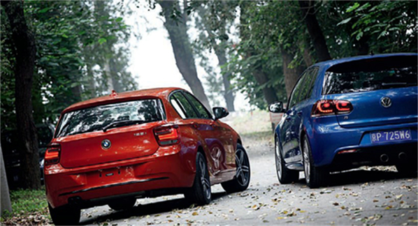 BMW 125i vs VW Golf R 40万豪华与运动