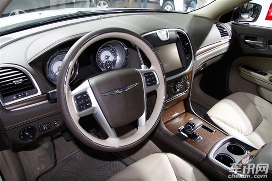 克莱斯勒 克莱斯勒300C