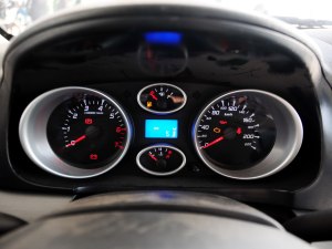 悦翔 2012款 三厢 1.5L 手动运动型