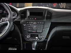 欧宝欧宝英速亚2013款 2.0T 四驱运动型