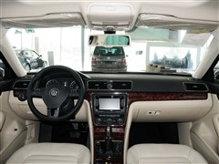 帕萨特 2013款 1.8TSI DSG御尊版