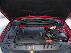 比亚迪G6 2013款 2.0L 手动尊贵型