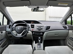 思域2012款 1.8L 自动舒适版