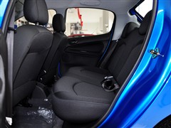 标致207 2011款 两厢 1.4L 手动驭乐版