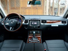 途锐2011款 3.0tsi v6 高配型