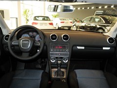 奥迪a3 2013款 sportback 30 tfsi 舒适型