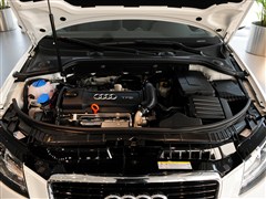 奥迪a3 2013款 sportback 30 tfsi 舒适型