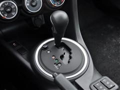 杰路驰2011款 2.5l 豪华版