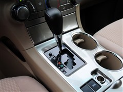 汉兰达2012款 2.7l 两驱5座精英版