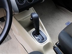 启辰r502012款 1.6l 自动舒适版