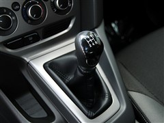 福克斯2012款 两厢 1.6l mt舒适型