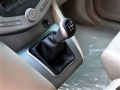 比亚迪s62013款 劲悦版 2.0l 手动尊贵型