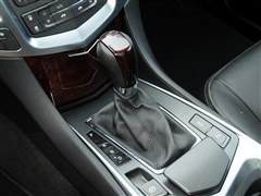 凯迪拉克 凯迪拉克(进口) 凯迪拉克srx 2012款 3.0l 领先型