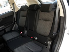 欧蓝德(进口)2013款 2.0l 两驱运动导航版 5座