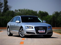 奥迪 奥迪(进口) 奥迪a8 2013款 50 tfsi quattro舒适型