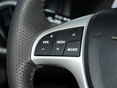 福美来 2012款 两厢 1.6l 手动旗舰版