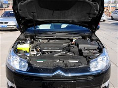 雪铁龙c5 2012款 2.0l 自动尊享型