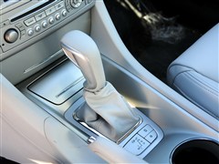 雪铁龙c5 2012款 2.0l 自动尊享型