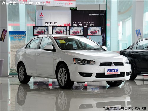 三菱翼神2012款 时尚版 1.8l cvt舒适型