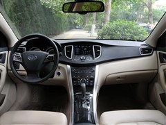奔腾b90 2012款 2.0l 自动豪华型