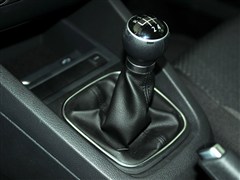 大众 一汽-大众 速腾 2012款 1.6l 手动时尚型