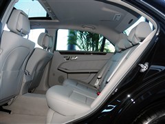 奔驰 北京奔驰 奔驰e级 2013款 e260l cgi优雅型