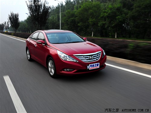 现代 北京现代 索纳塔八 2011款 2.0l 自动尊贵版