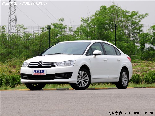 雪铁龙 东风雪铁龙 世嘉 2012款 三厢 2.0l 自动品驭型
