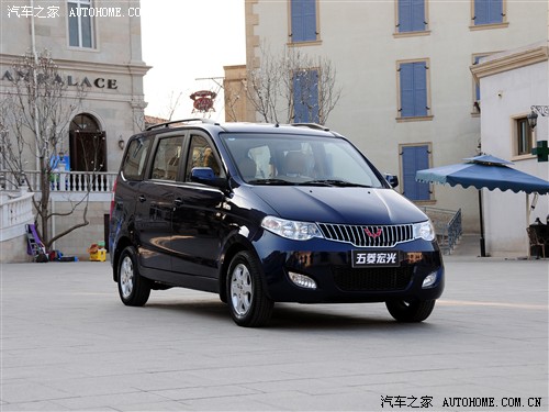 五菱汽车 上汽通用五菱 五菱宏光 2010款 1.4l 豪华型