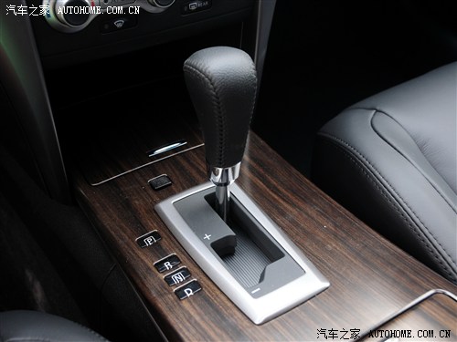 日产 东风日产 天籁 2012款 2.5l xv云安全版