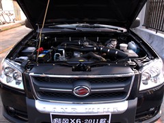 陆风 陆风汽车 陆风x6 2011款 2.8l 两驱超值版