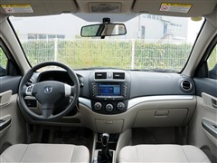 长安 长安汽车 悦翔v5 2012款 1.5l 手动梦幻型