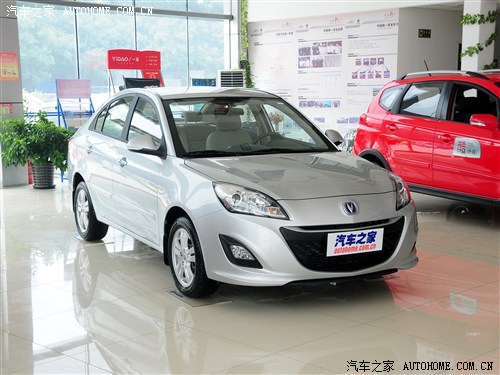 长安 长安汽车 悦翔v5 2012款 1.5l 手动梦幻型