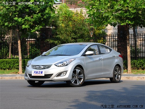 现代 北京现代 朗动 2012款 1.8l 自动尊贵型
